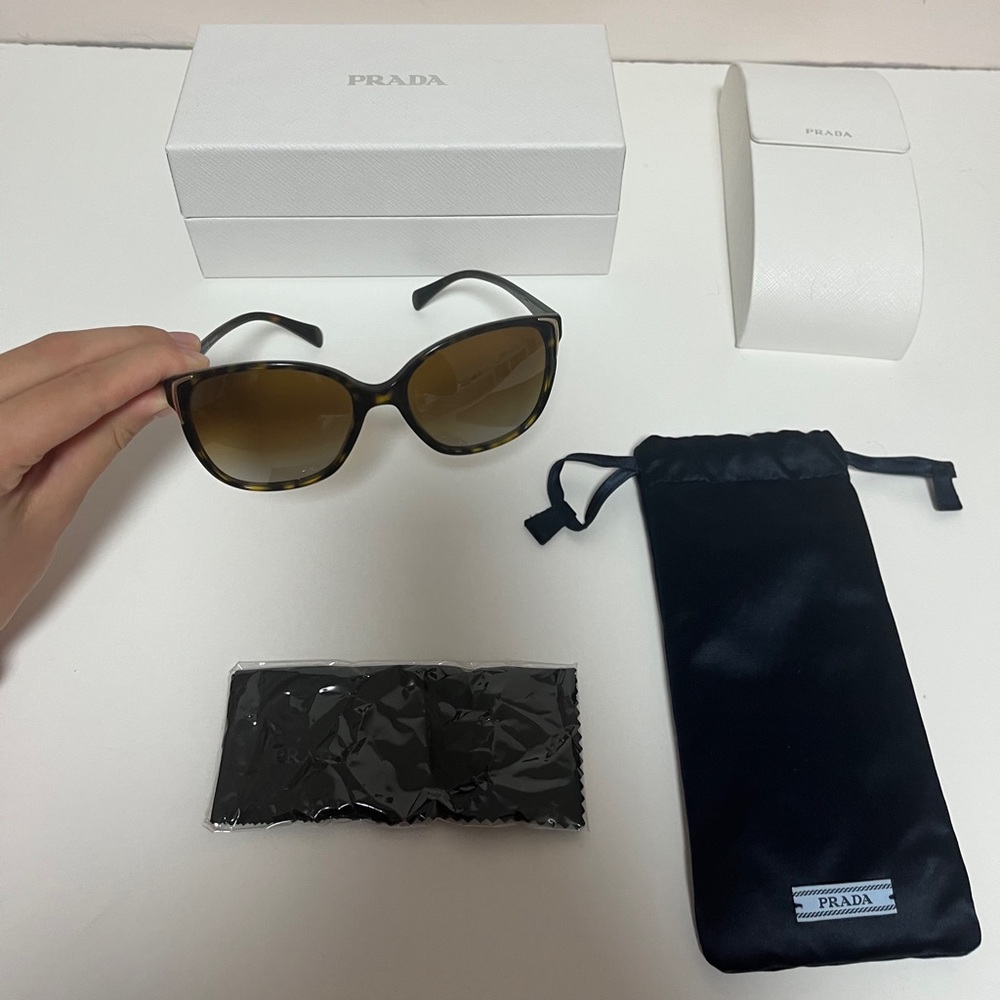 PRADA CAT EYE SUNGLASSES